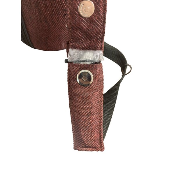 Caddy O Burgundy Wine Bottle Carrier Insulated Cooler Corkscrew Adjustable Strap - Picture 4 of 7